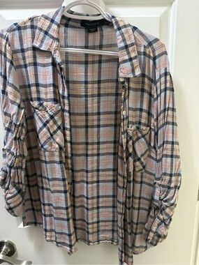 Sanctuary Plaid Boyfriend lightweight button up Shirt in Pink & Navy, medium